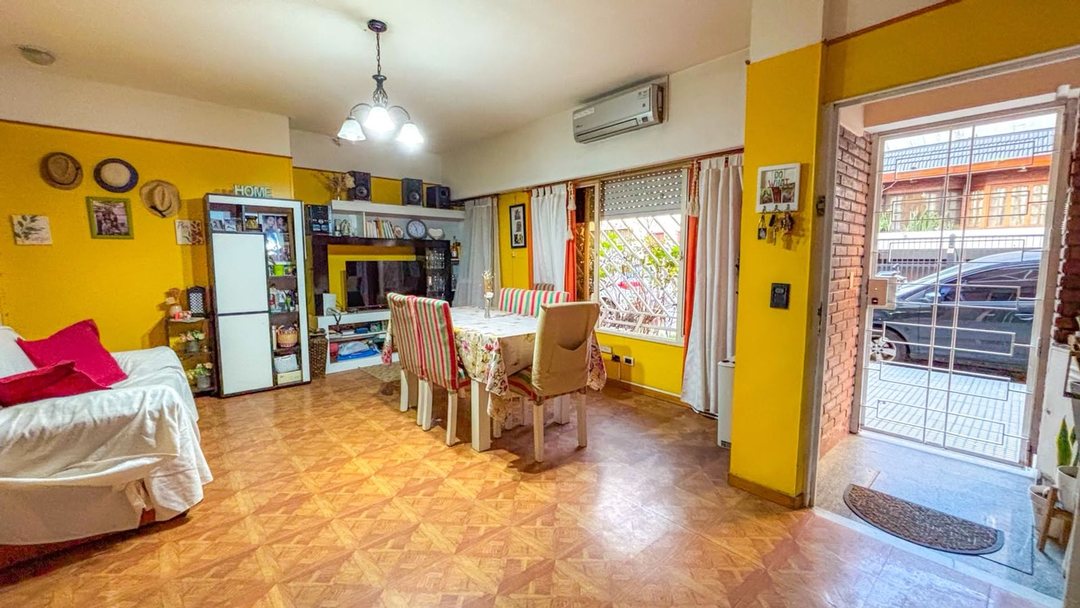 VENTA-PH 2 AMBIENTES-SAN CRISTOBAL-MUY BUENO!!!