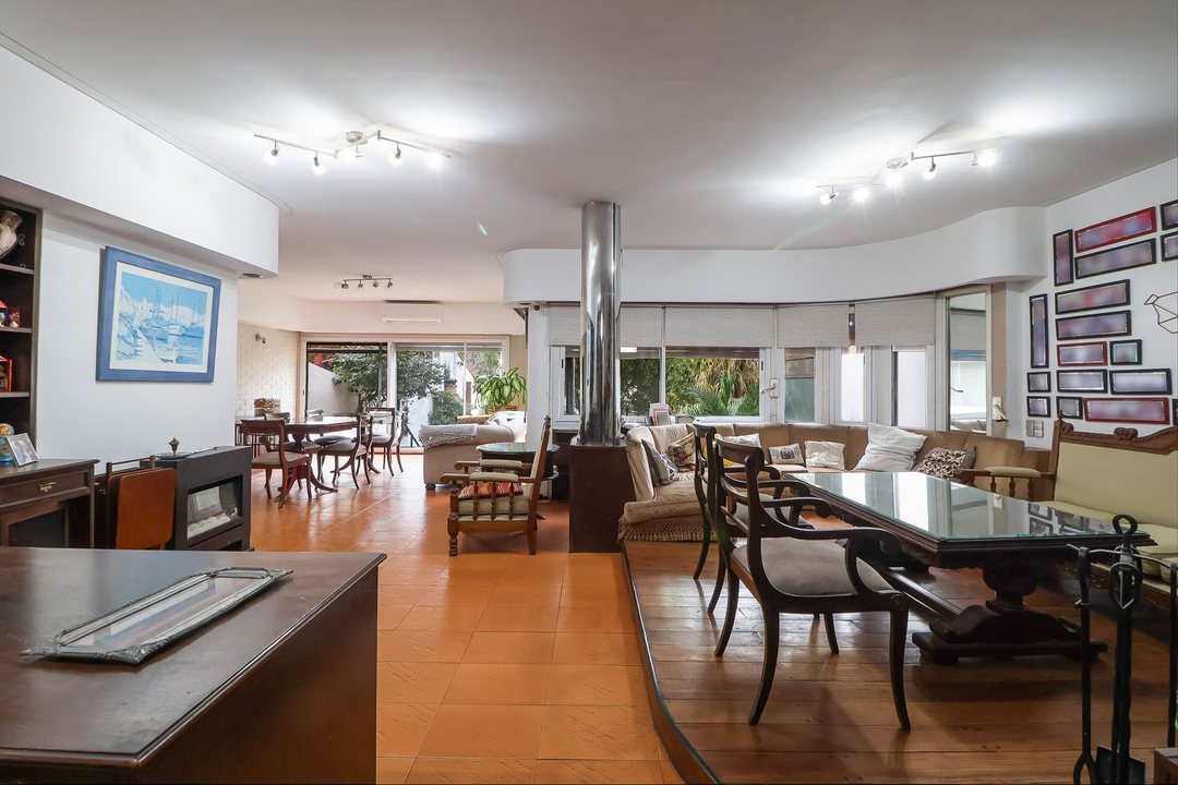 VENTA Casa 6amb Olivos Golf Parque Cocheras Pileta