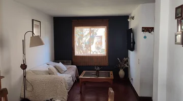 Venta Departamento/ casa con patio y pileta