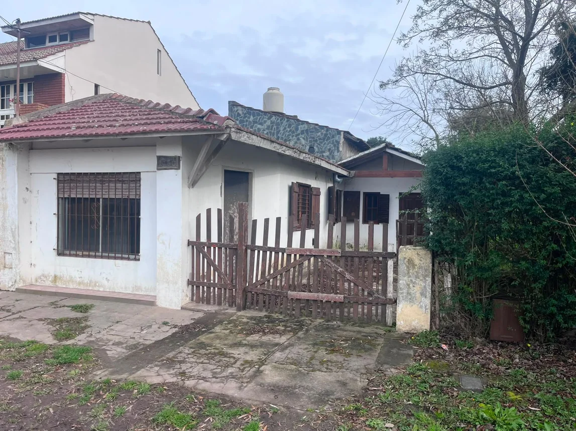 Venta casa 3 ambientes 2 de abril quincho parque, foto 1