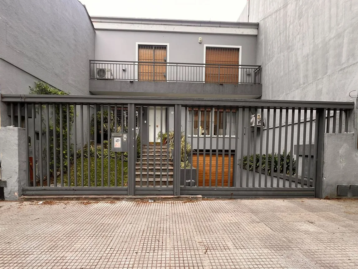 Casa en venta en Coghlan, foto 2