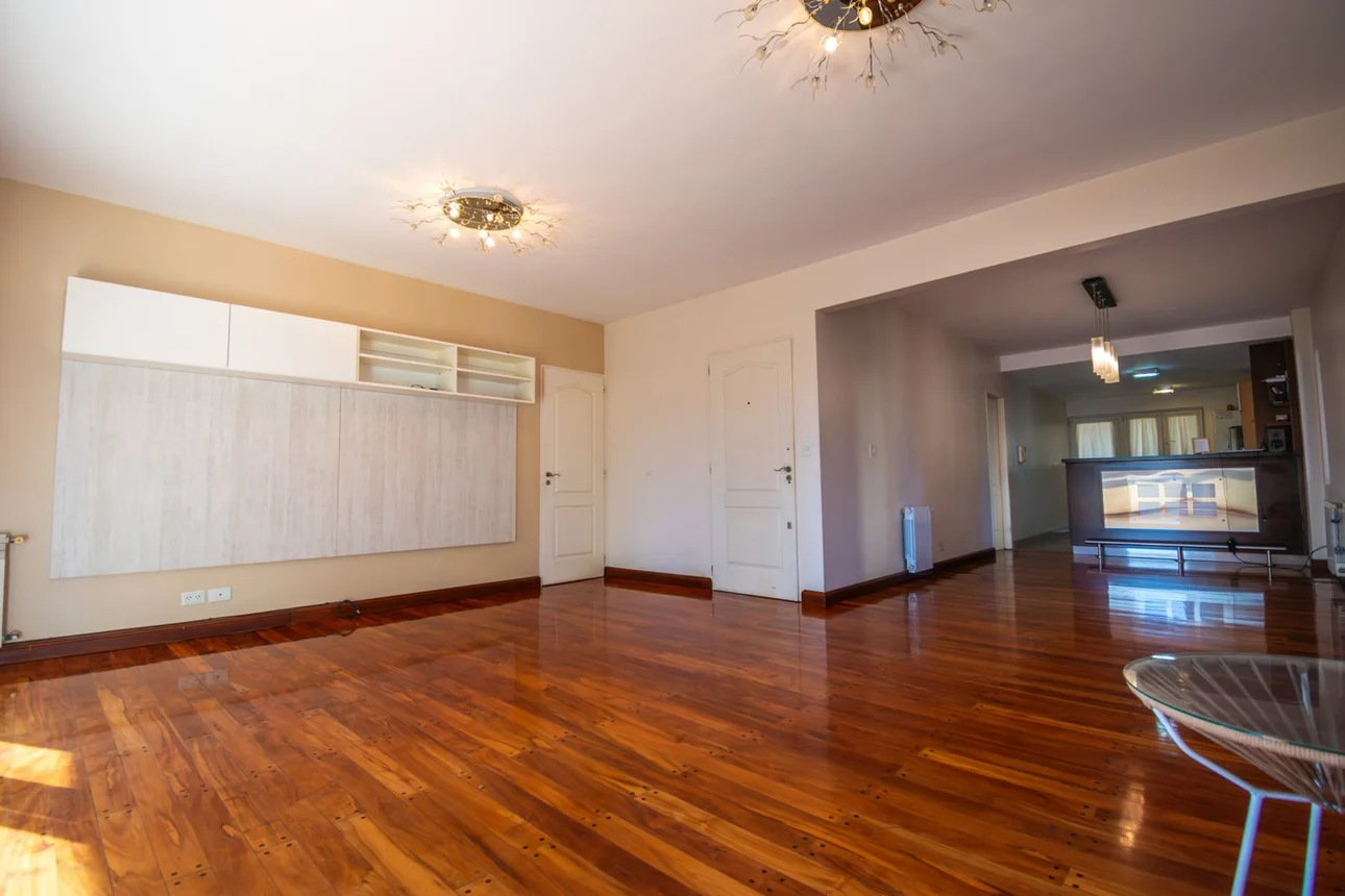 Piso de 4 ambientes en venta en Quilmes, Rivadavia 400, foto 2