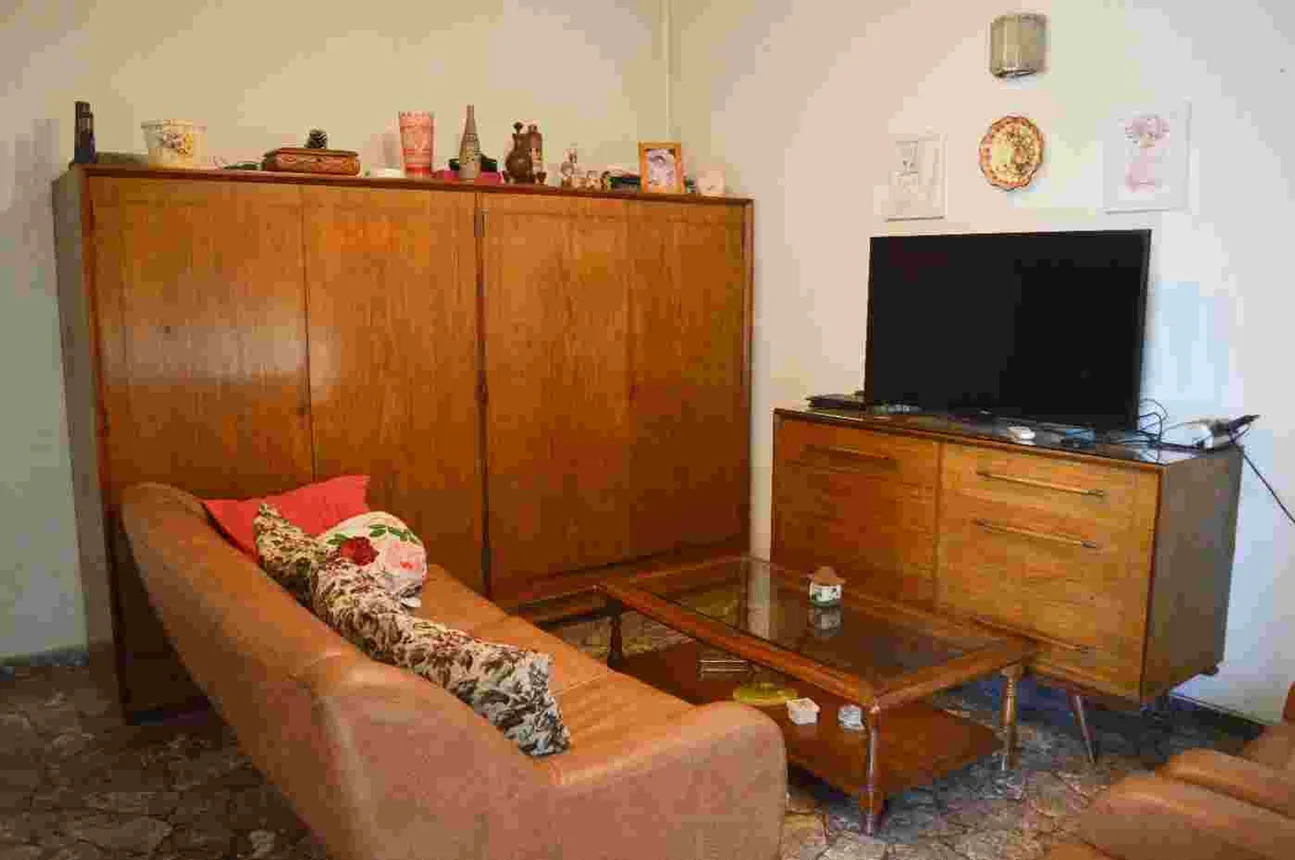Casa de 5 ambientes en venta en Temperley, Rafael Jijena Sánchez 300, foto 3