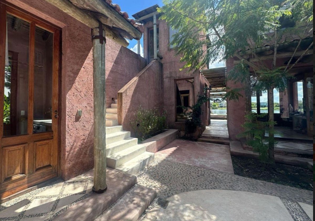 Foto 6 — Venta casa 6 amb a la laguna San Benito Villanueva