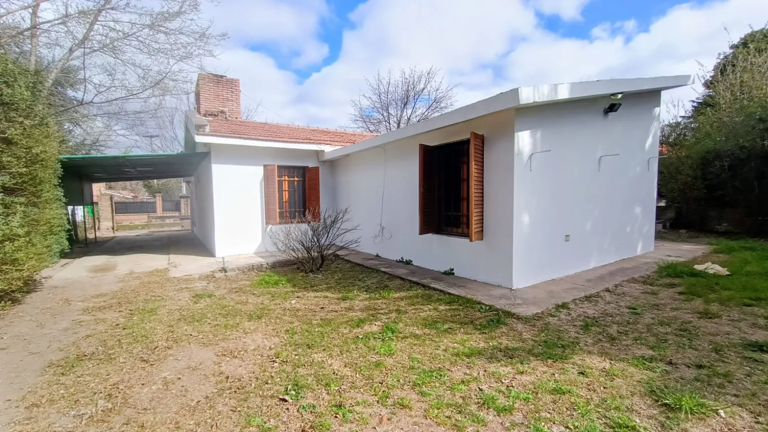 Casa de 6 ambientes en venta en Villa Carlos Paz, Tirana 100, foto 2