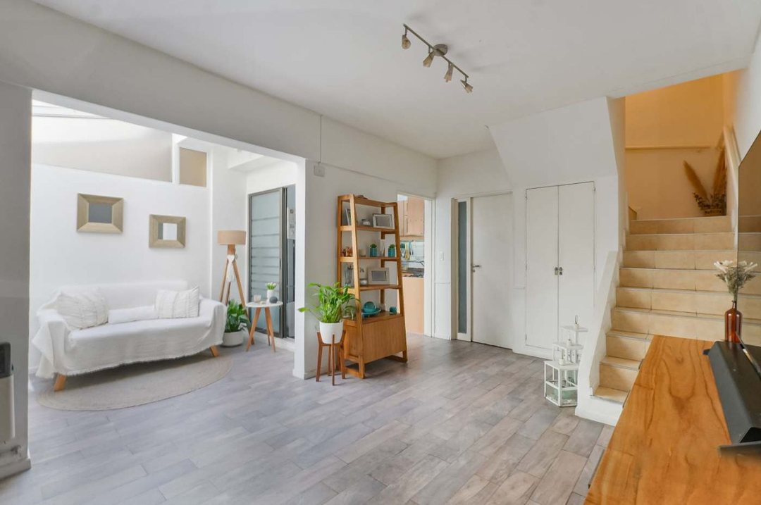 PH 3 amb + playroom con terraza propia · Saavedra