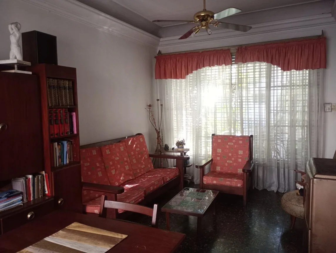 Casa de 4 ambientes en venta en Villa Sarmiento, Concejal Héctor Coucheiro 100, foto 3