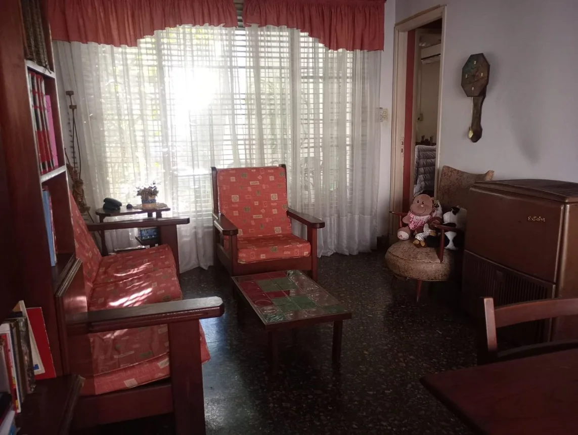 Casa de 4 ambientes en venta en Villa Sarmiento, Concejal Héctor Coucheiro 100, foto 4