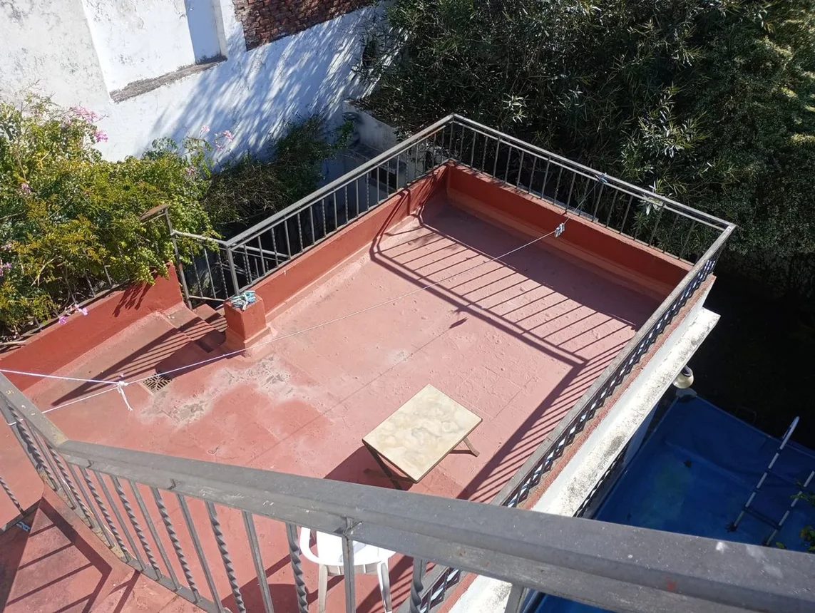 Casa de 4 ambientes en venta en Villa Sarmiento, Concejal Héctor Coucheiro 100
