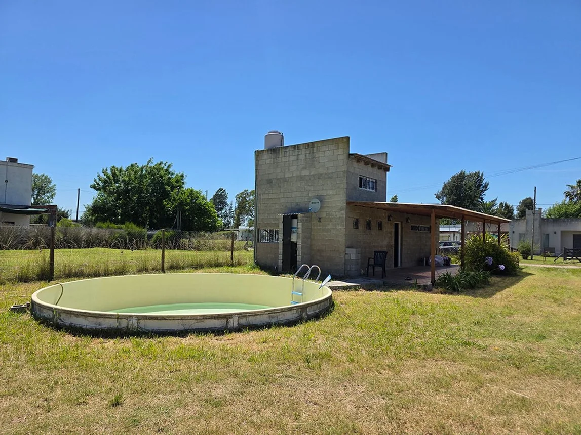 Casa en venta en La Plata, foto 2