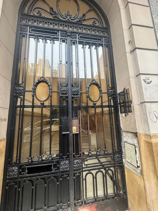 Departamento de 6 ambientes en venta en Monserrat, Moreno 1200, foto 3