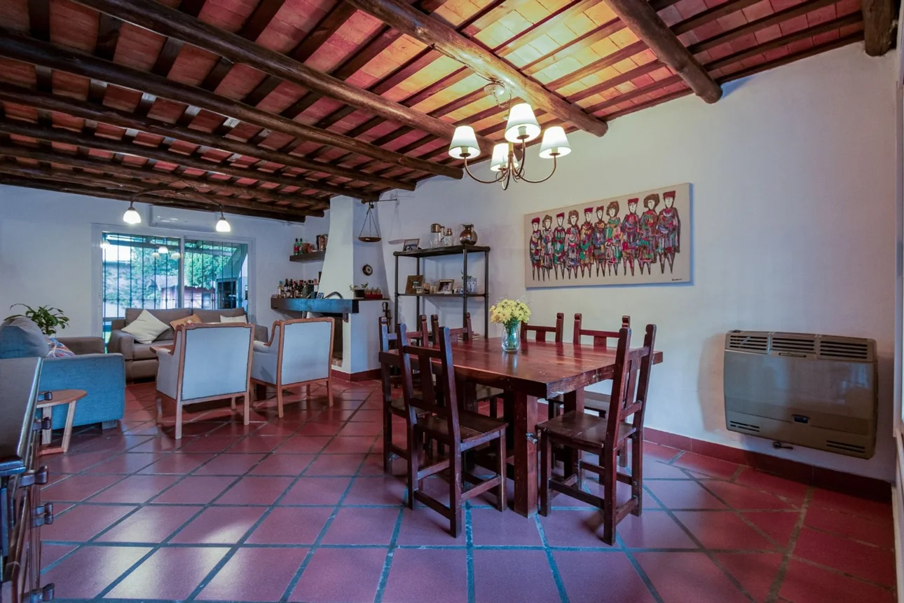 Casa en venta en Don Torcuato, foto 3