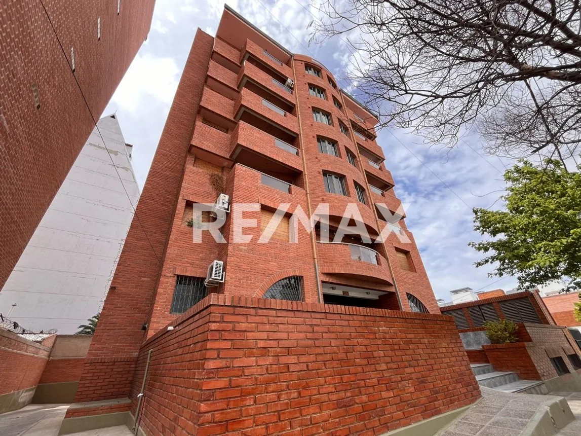 Departamento en alquiler en Neuquén, foto 2