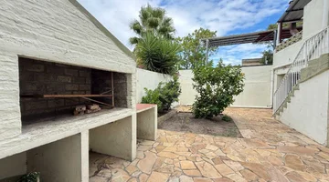 VENTA DE CASA EN EL CERRO DE 3 DORMITORIOS PATIO