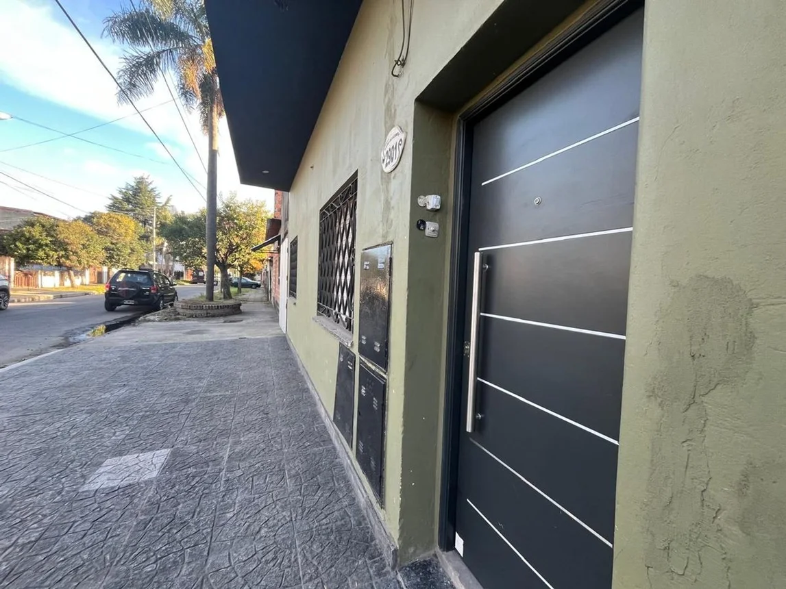 PH de 3 ambientes en venta en Morón, Grito de Alcorta 2900, foto 5