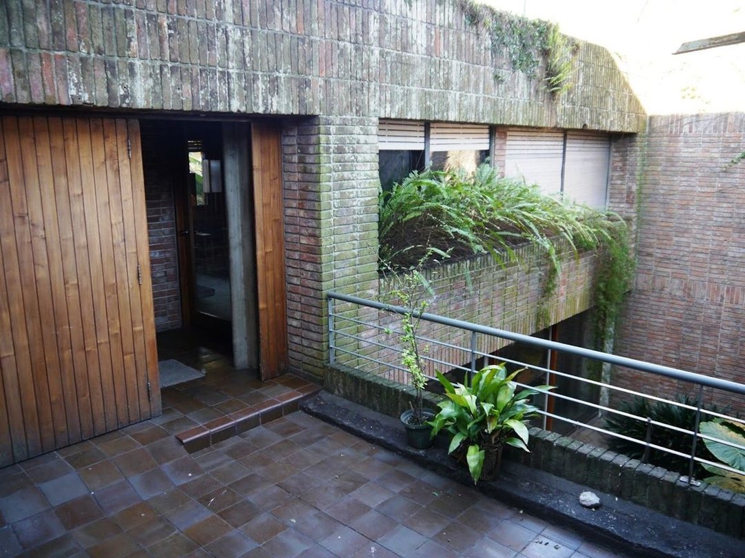 Casa duplex en venta 8 ambientes en Presidente Lorenzo Batlle 2600, Parque Batlle, Parque Batlle, Montevideo