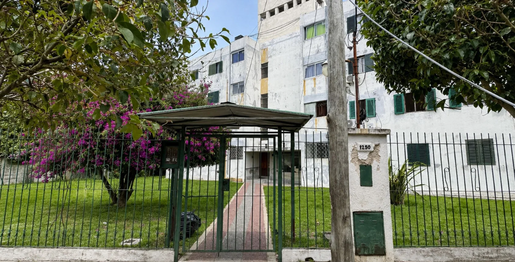 Departamento de 3 ambientes en venta en Bernal Oeste, General Álvarez 1200, foto 2