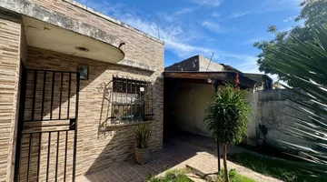 VENTA CASA 3 AMBIENTES HURLINGHAM FINANCIA PERMUTA