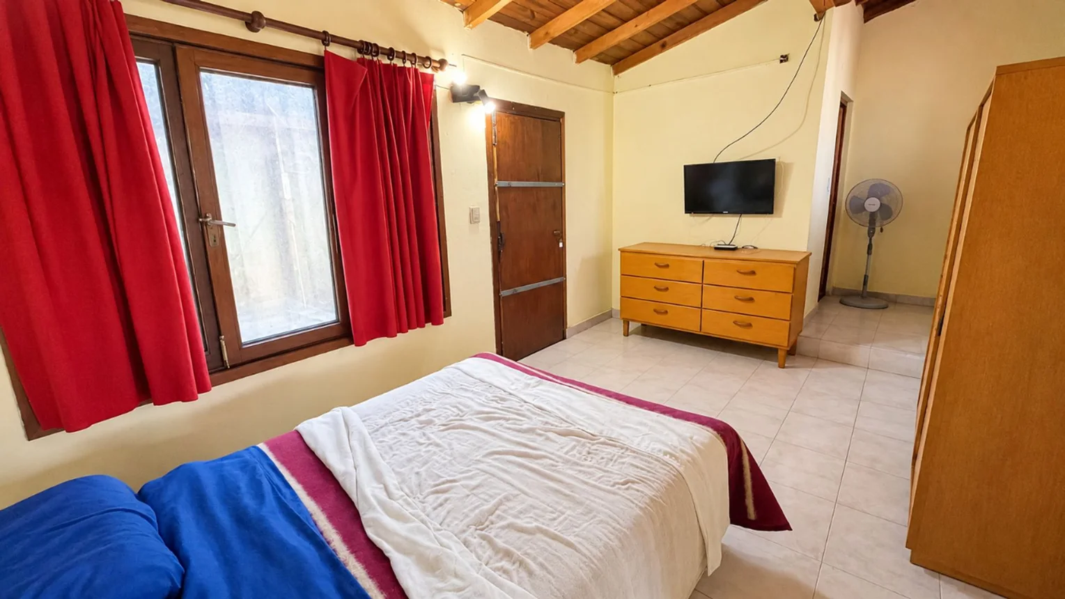 Casa 3 amb en venta en las avenidas con galpon, foto 5