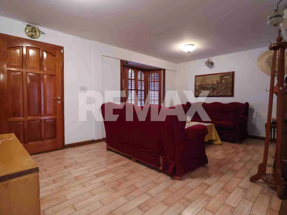 Casa de 6 ambientes en venta en Neuquén, Padre Brentana José 600, foto 2