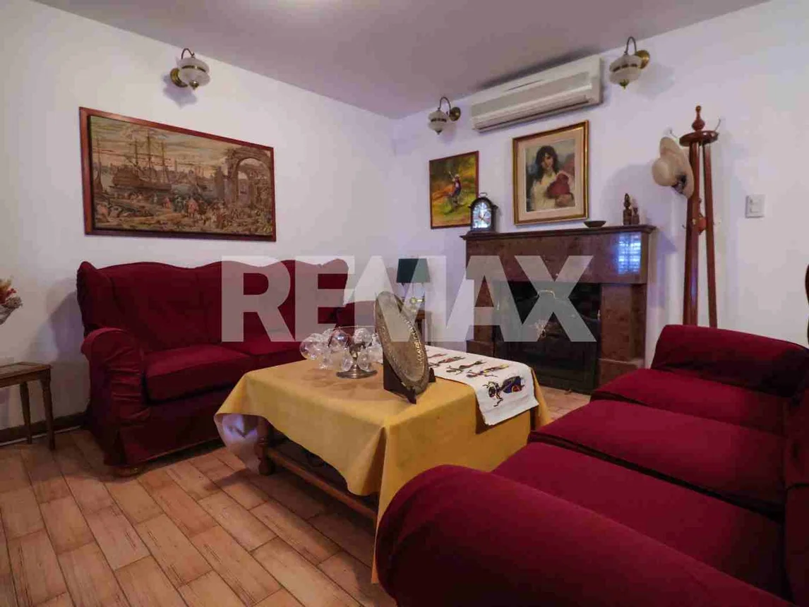 Casa de 6 ambientes en venta en Neuquén, Padre Brentana José 600, foto 5