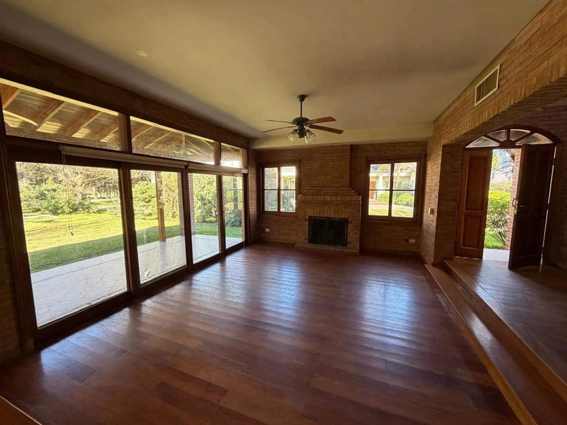 Casa en venta en Belén de Escobar, foto 2