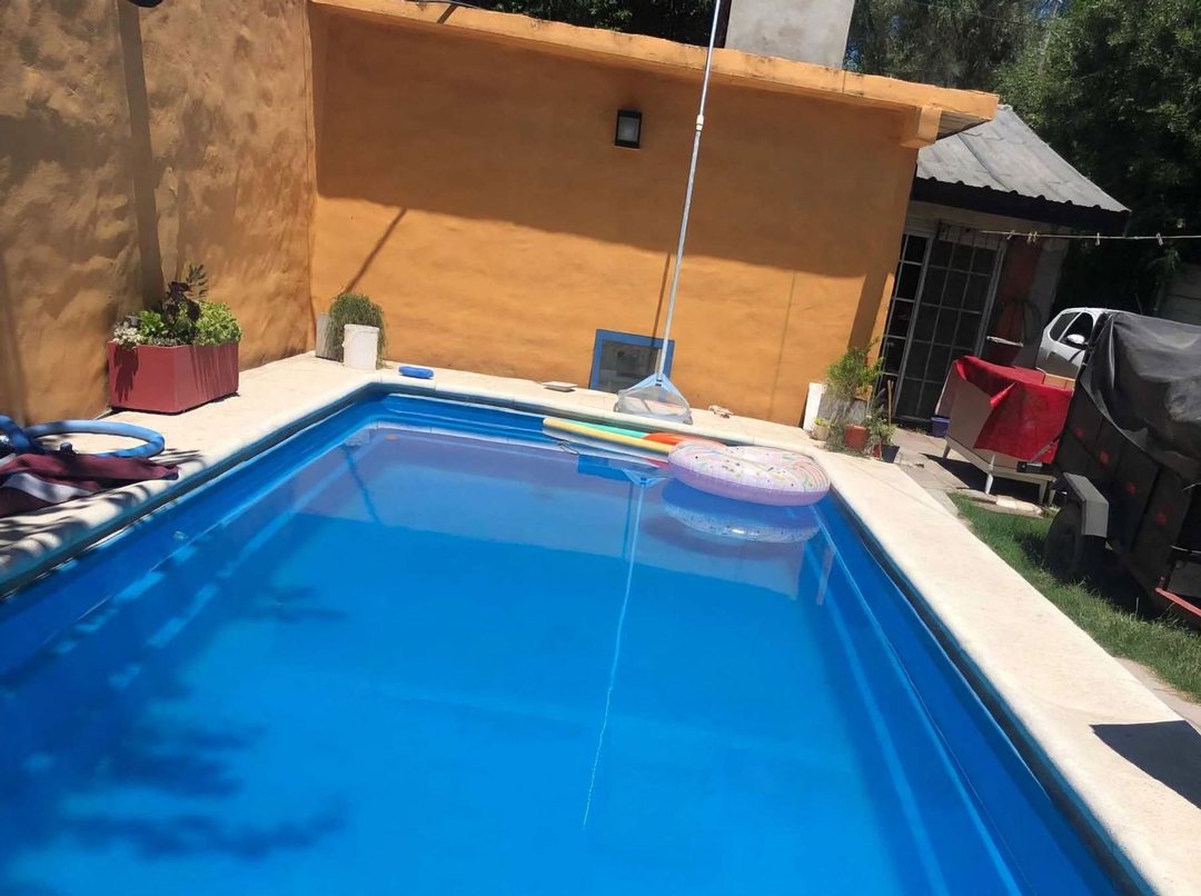 Excelente Casa con Pileta