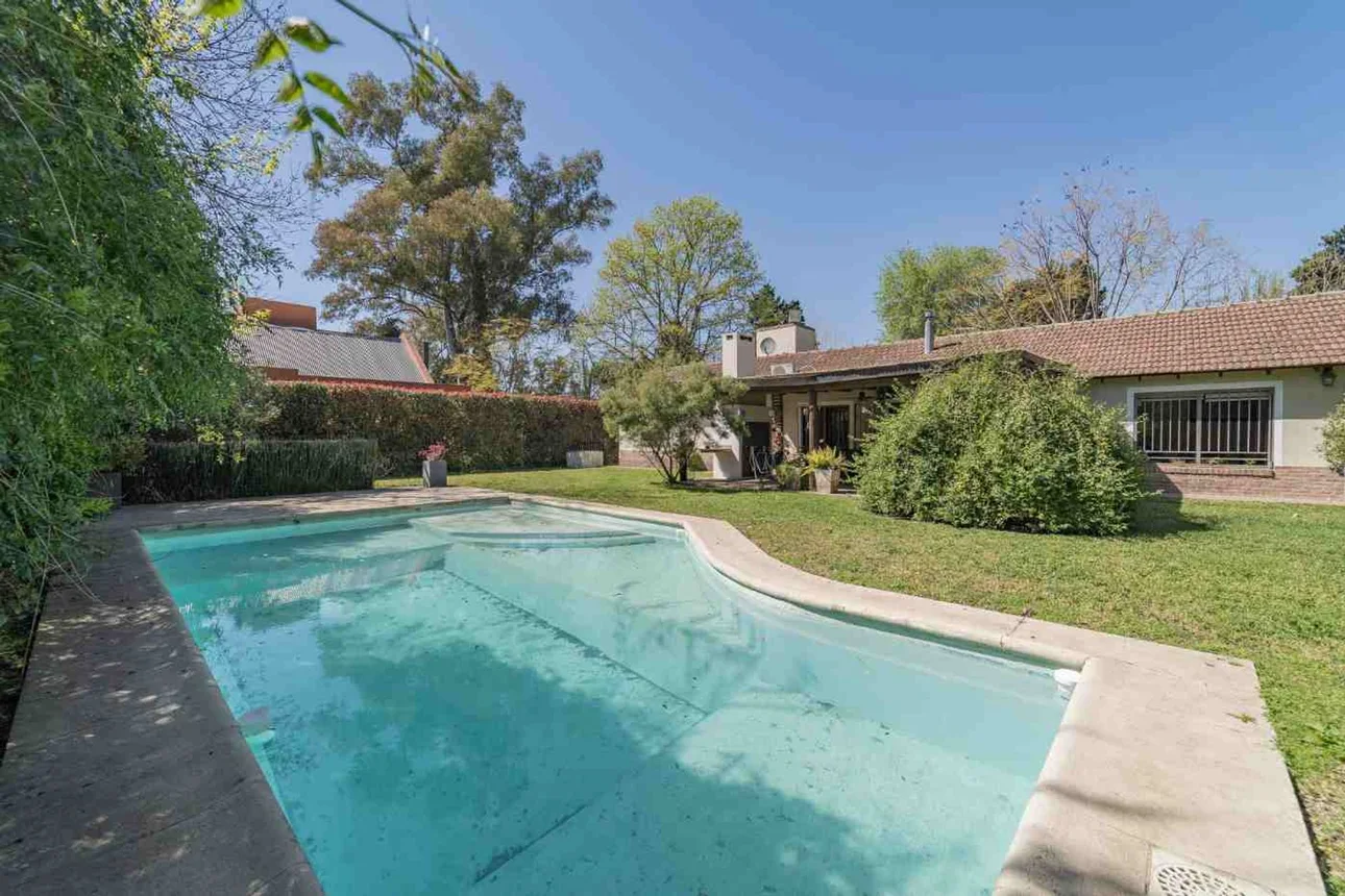 Casa en venta en Ingeniero Maschwitz, Los Cedros 600