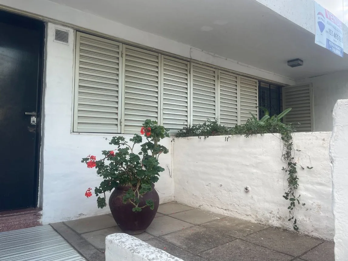 Casa de 8 ambientes en venta en Córdoba, Chiquiraya 5600, foto 2