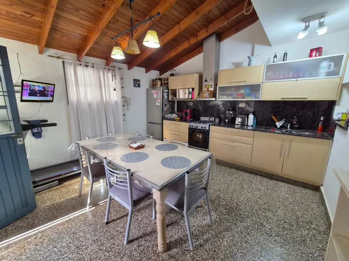 PH de 4 ambientes en venta en Parque Chacabuco, Santander 2200, foto 2