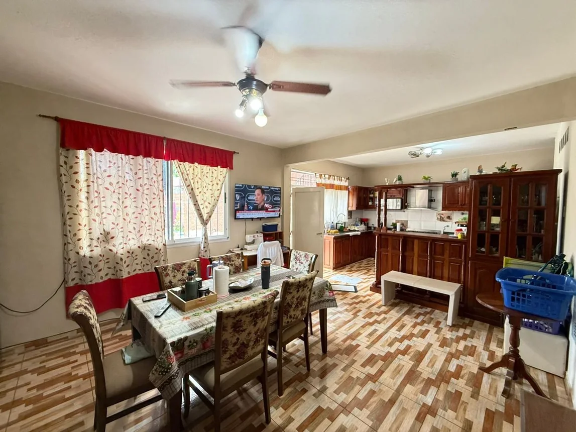 Casa de 6 ambientes en venta en San Miguel, Avenida Presidente Juan Domingo Perón 2800, foto 5