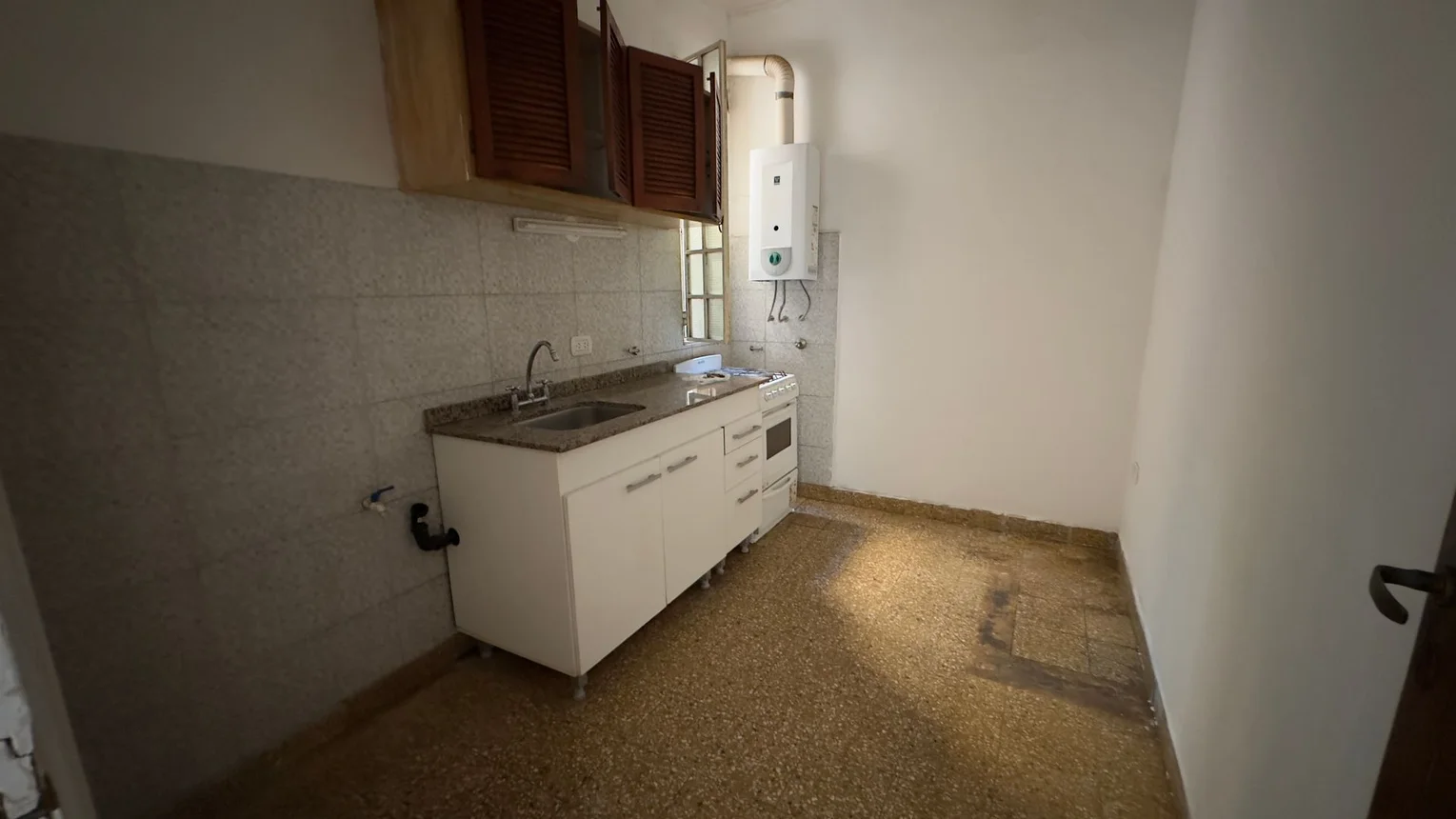Departamento de 3 ambientes en venta en La Plata, 57 E/ 11 y 12 800, foto 2
