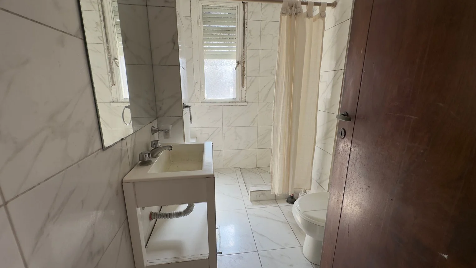 Departamento de 3 ambientes en venta en La Plata, 57 E/ 11 y 12 800, foto 3
