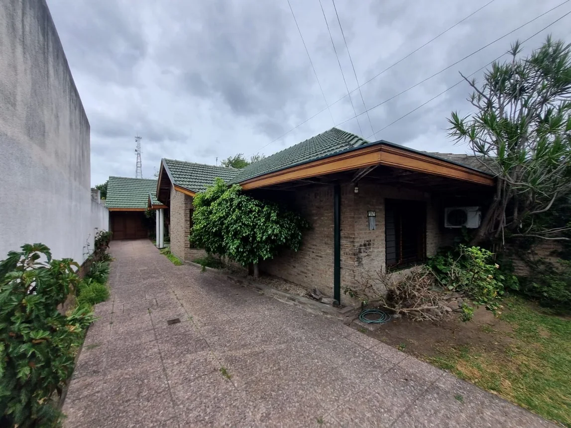 Casa en venta en Bernal Oeste