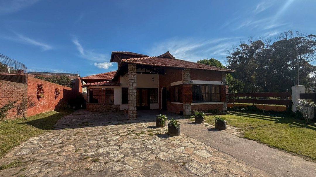 VENTA LOCAL ZONA ALFAR