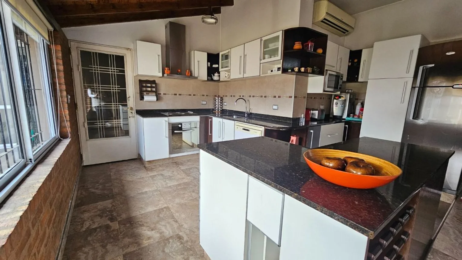 Casa en venta en Castelar, foto 3