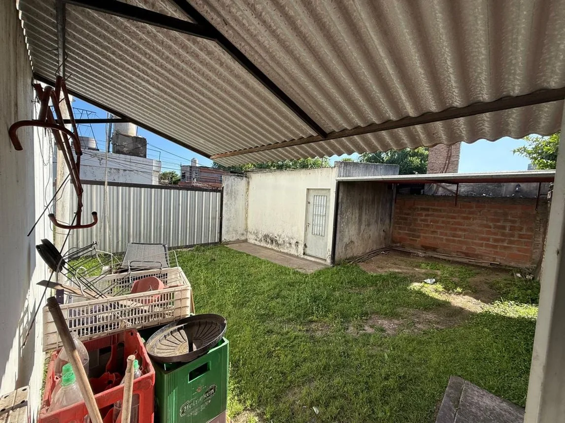 Venta casa 2 dormitorios planta alta con cochera, foto 4