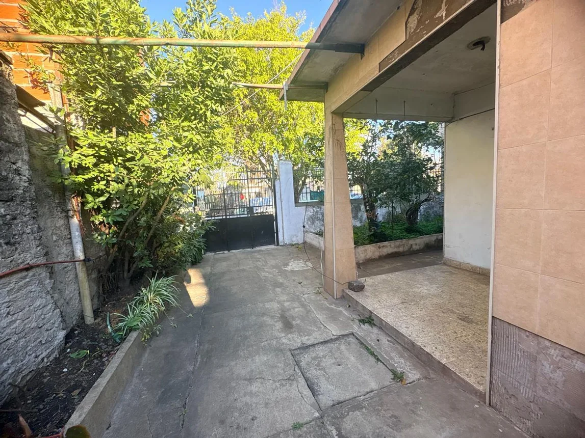 Casa de 3 ambientes en venta en Isidro Casanova, Pedro L. Larre 5600, foto 4