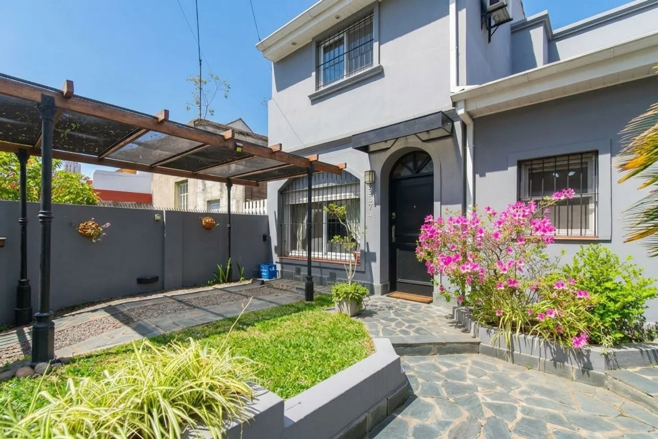 Casa de 5 ambientes en venta en Olivos, Domingo Faustino Sarmiento 2800, foto 2