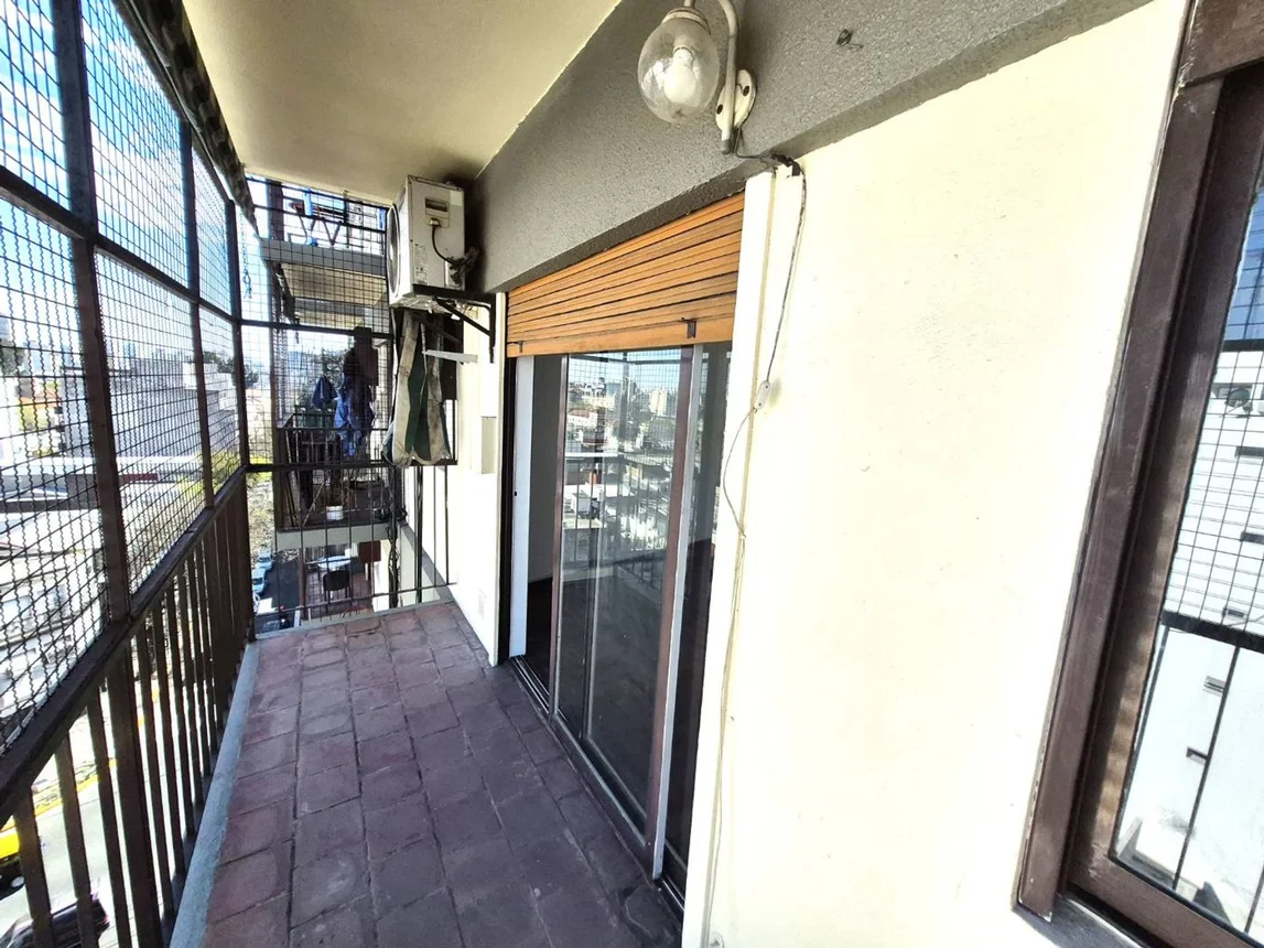 Departamento de 3 ambientes en venta en San Cristóbal, General Urquiza 800