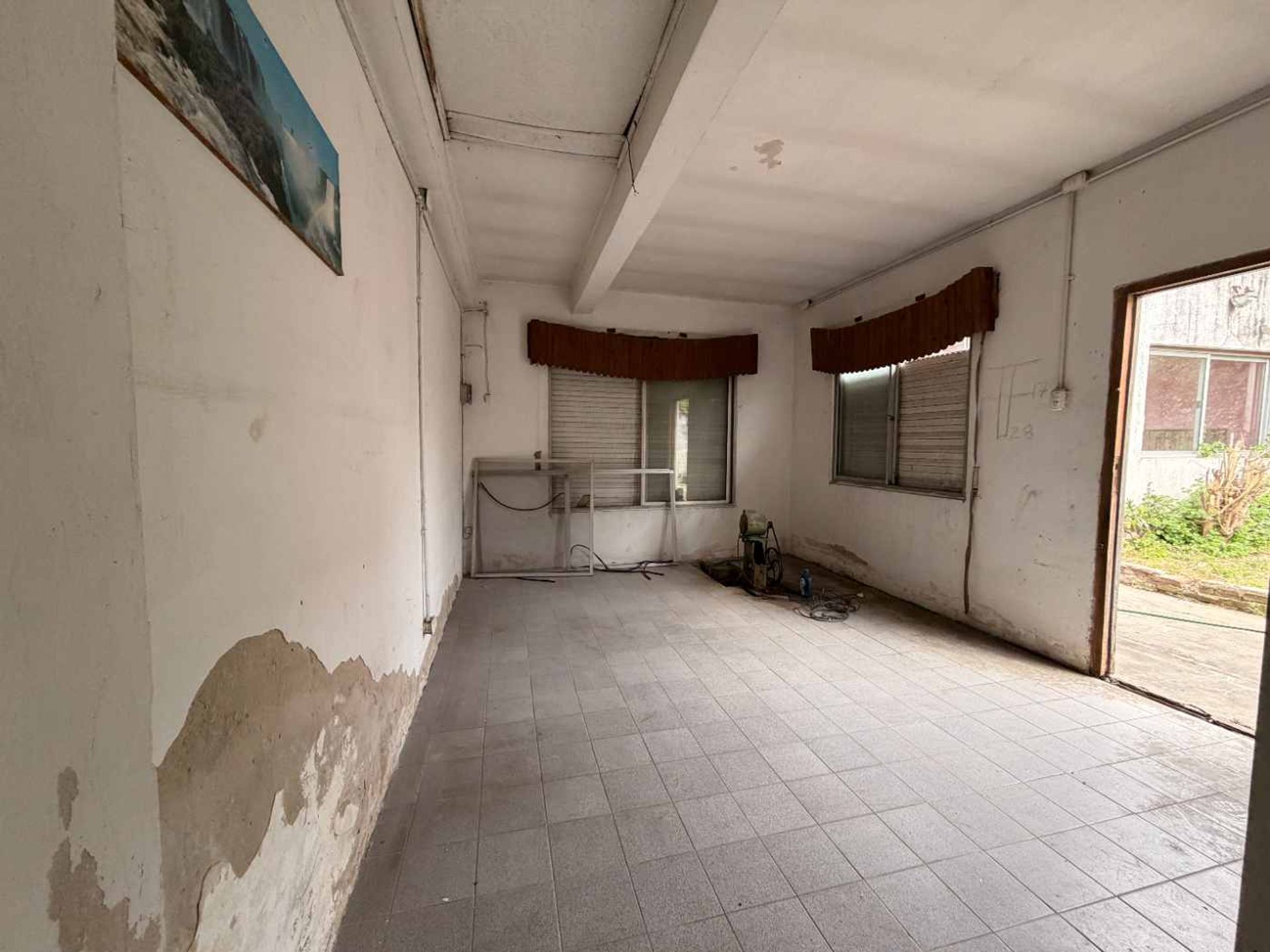 Foto 21 — VENTA CASA 3 AMB MONTE GRANDE QUINCHO COCHERA JARD