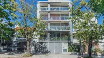 Venta Apto. Pocitos 1 dorm. de revista y Garaje