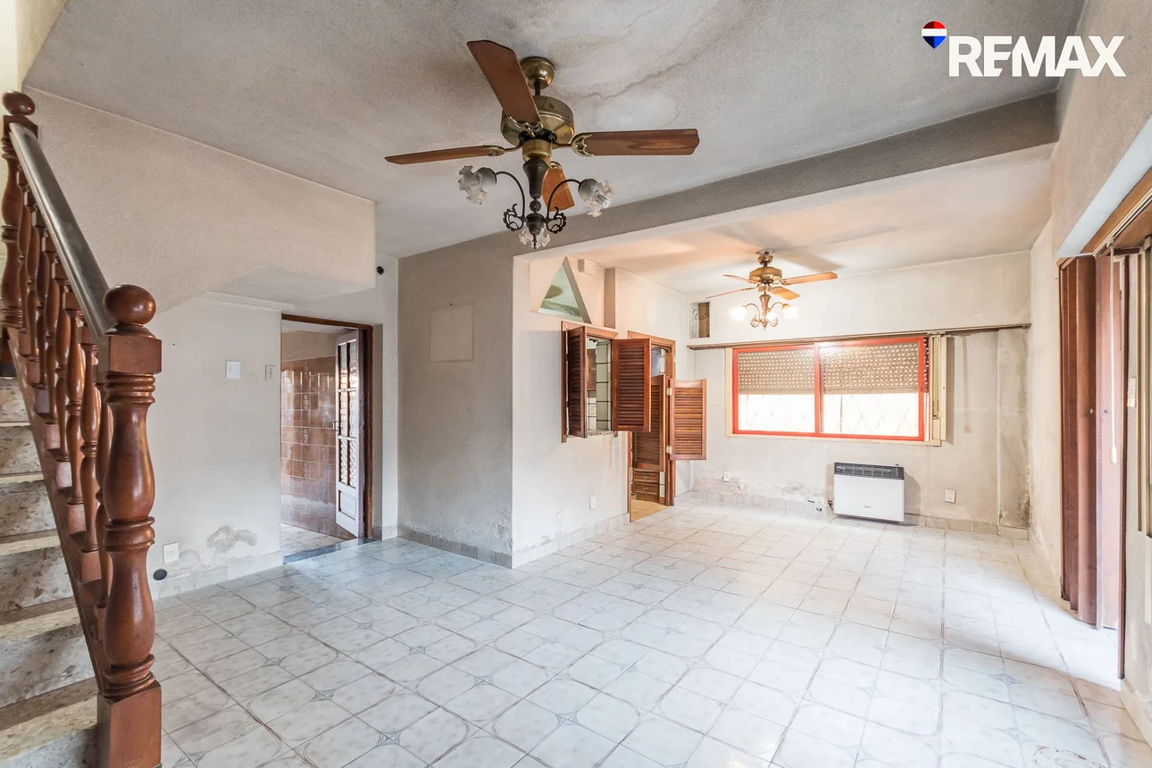 PH de 5 ambientes en venta en Piñeyro, Paso de la Patria 1400, foto 3