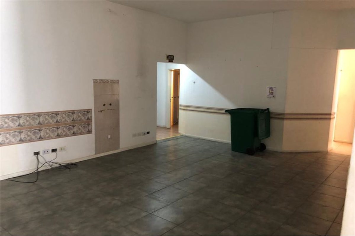 Foto 3 — LOCAL - ALQUILER - MONTSERRAT - 300 M2