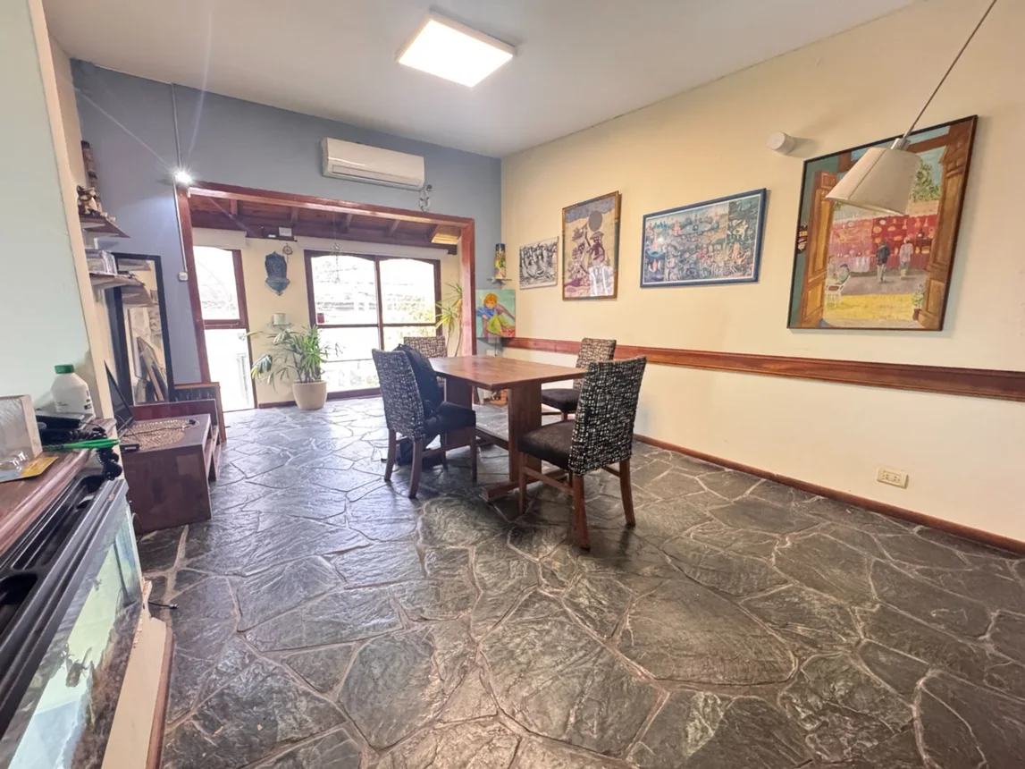 PH de 3 ambientes en venta en Quilmes, Alvear 300