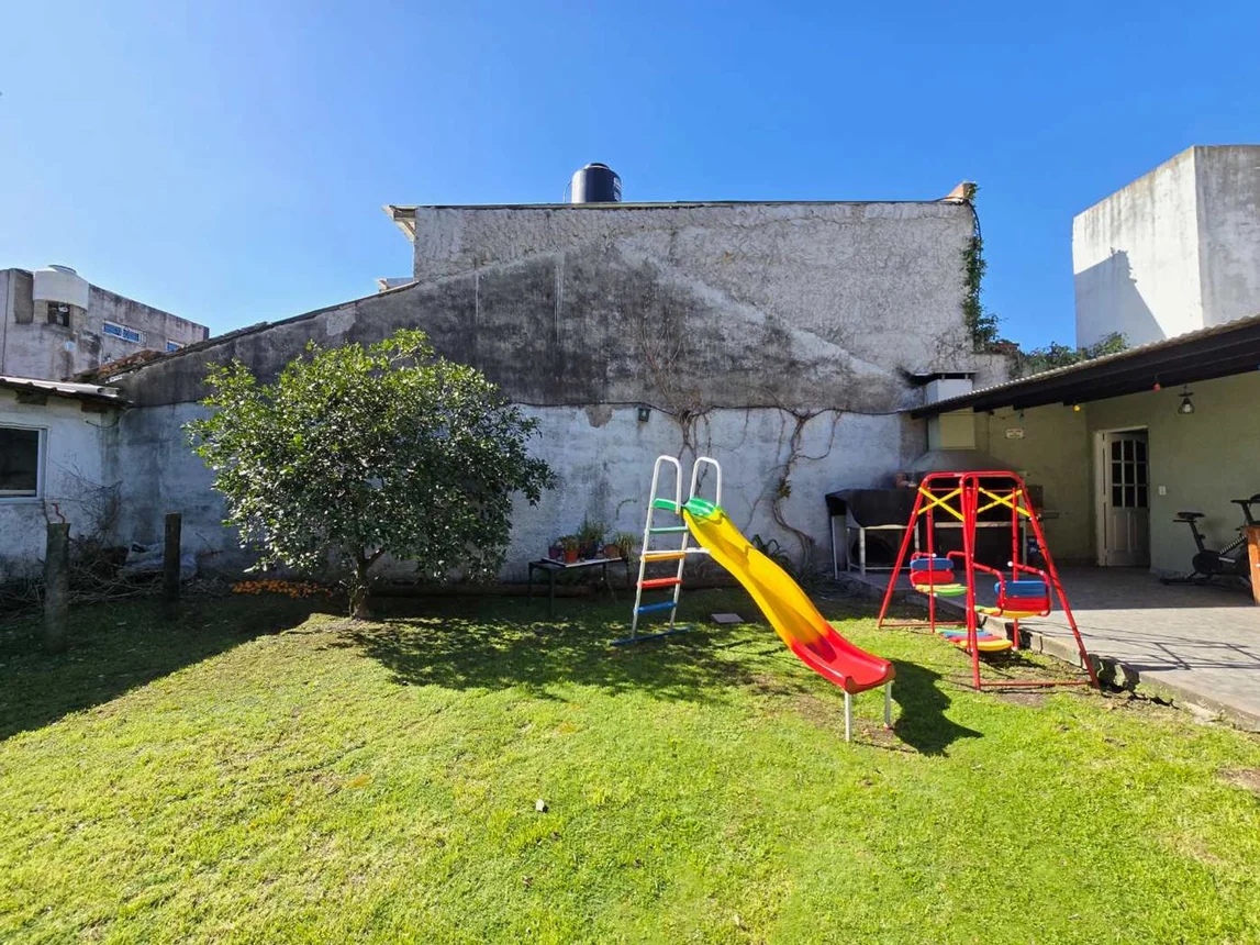 Casa en venta en Ituzaingó, foto 2