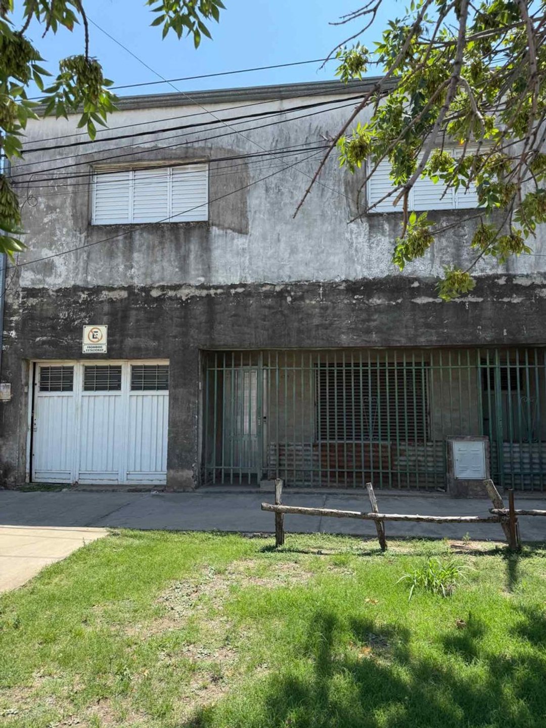 REMAX VENDE CASA