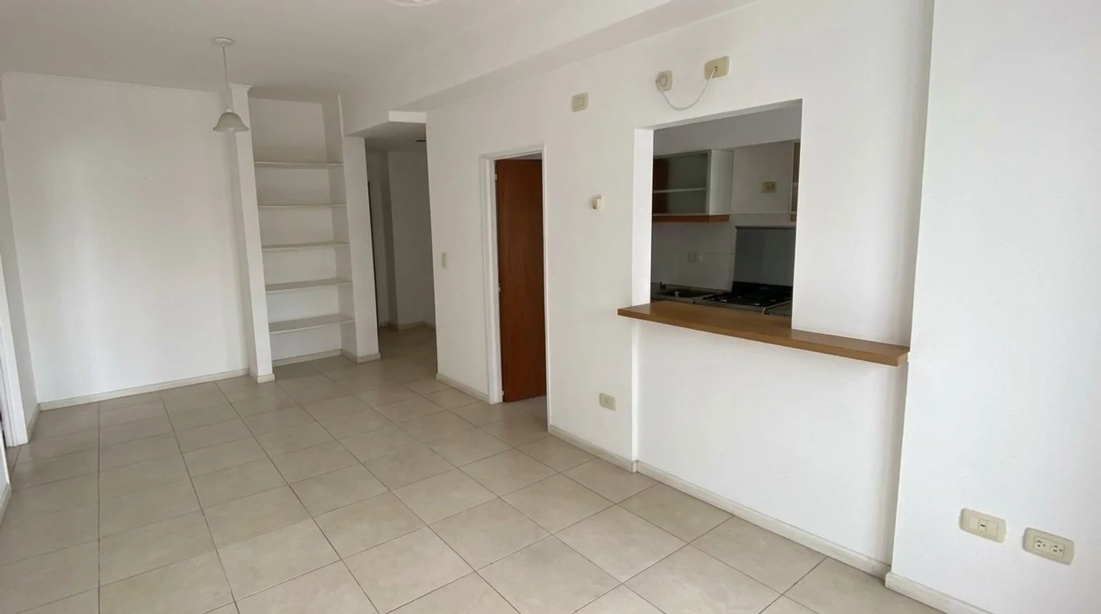 Departamento de 2 ambientes en alquiler en La Plata, 44 Entre 14 y 15 900, foto 3
