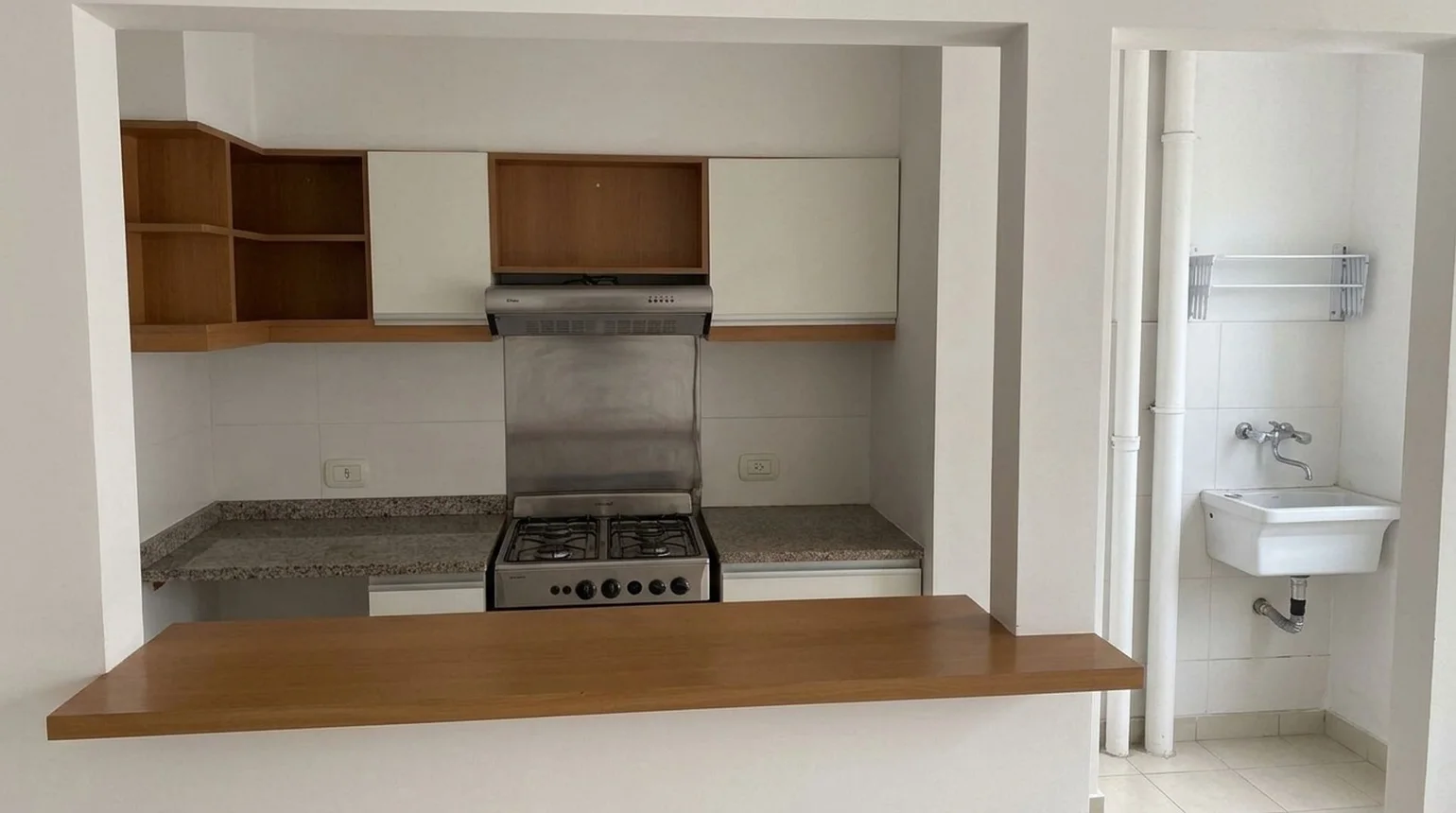 Departamento de 2 ambientes en alquiler en La Plata, 44 Entre 14 y 15 900, foto 2