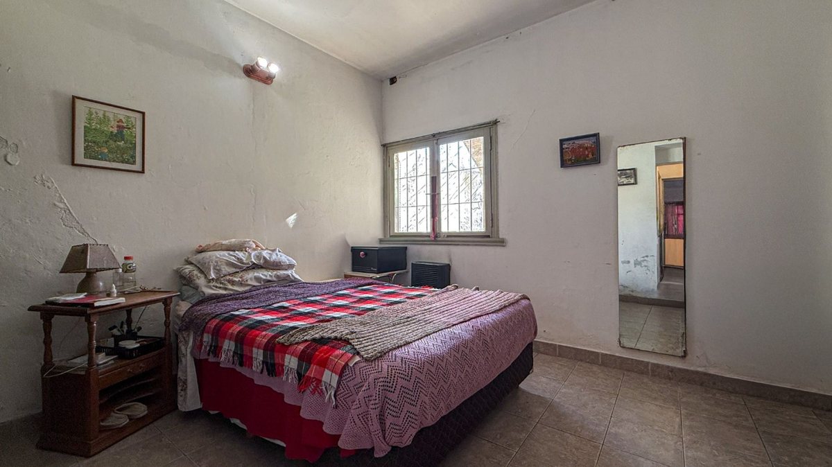 Foto 8 — VENTA Casa 2 Amb con garage + Departamento 3 Amb